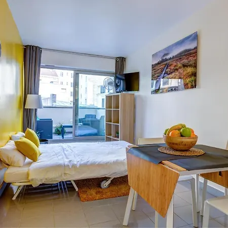 Pelicanstay Near Rue De La Pompe Metro
