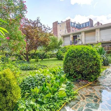 Pelicanstay Near Rue De La Pompe Metro Apartment *
